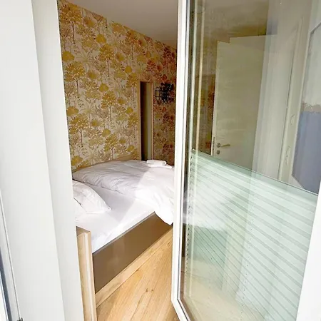 Stadtloft Apartment- 